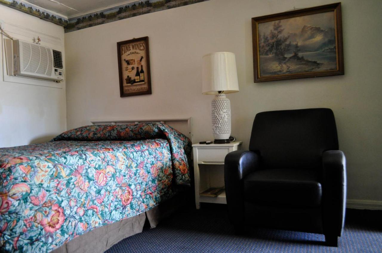 Western Motel Lovell Habitación foto